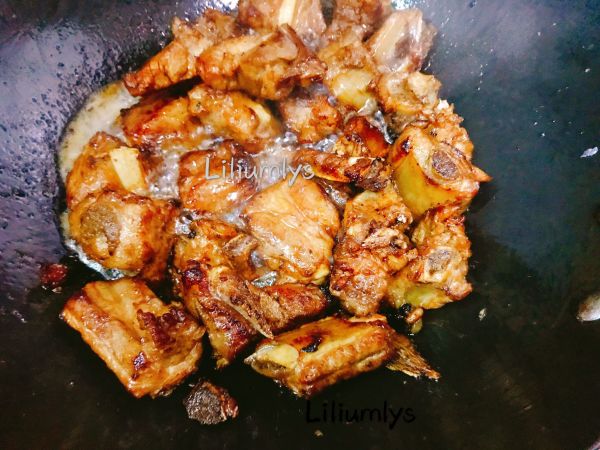 红烧排骨萝卜片