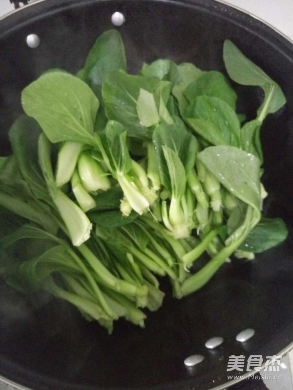 青菜炒香菇的做法