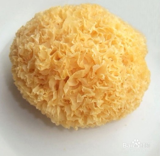 银耳红枣乌鸡汤：[3]经典美食