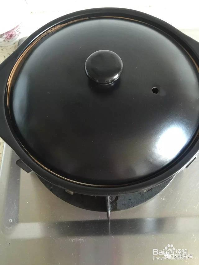 台湾名菜三杯鸡制作