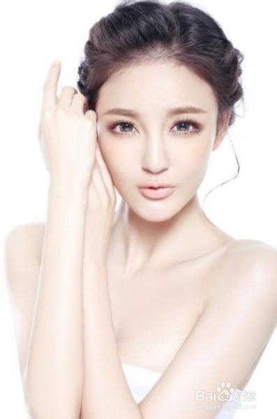 青少年痤疮是怎么引起的
