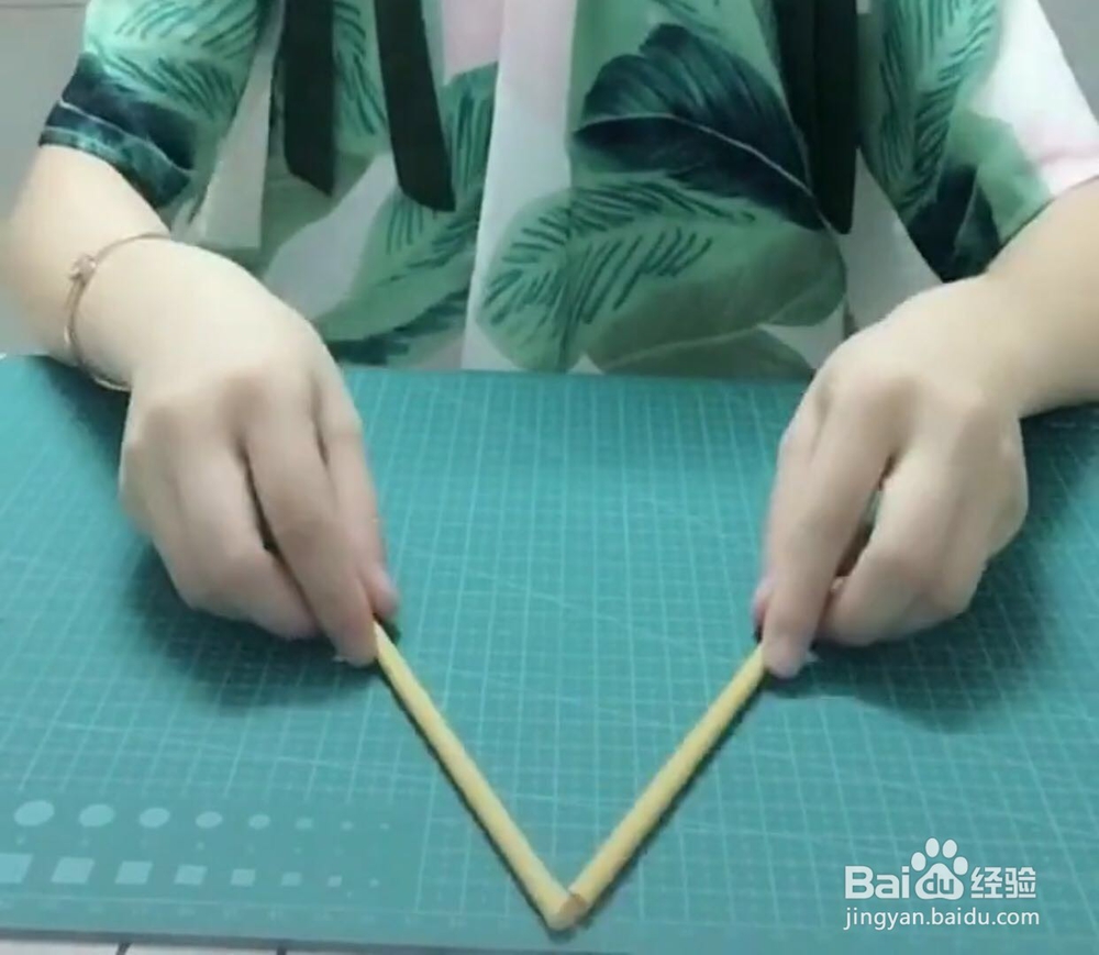 一次性筷子怎么变装饰品，做法一