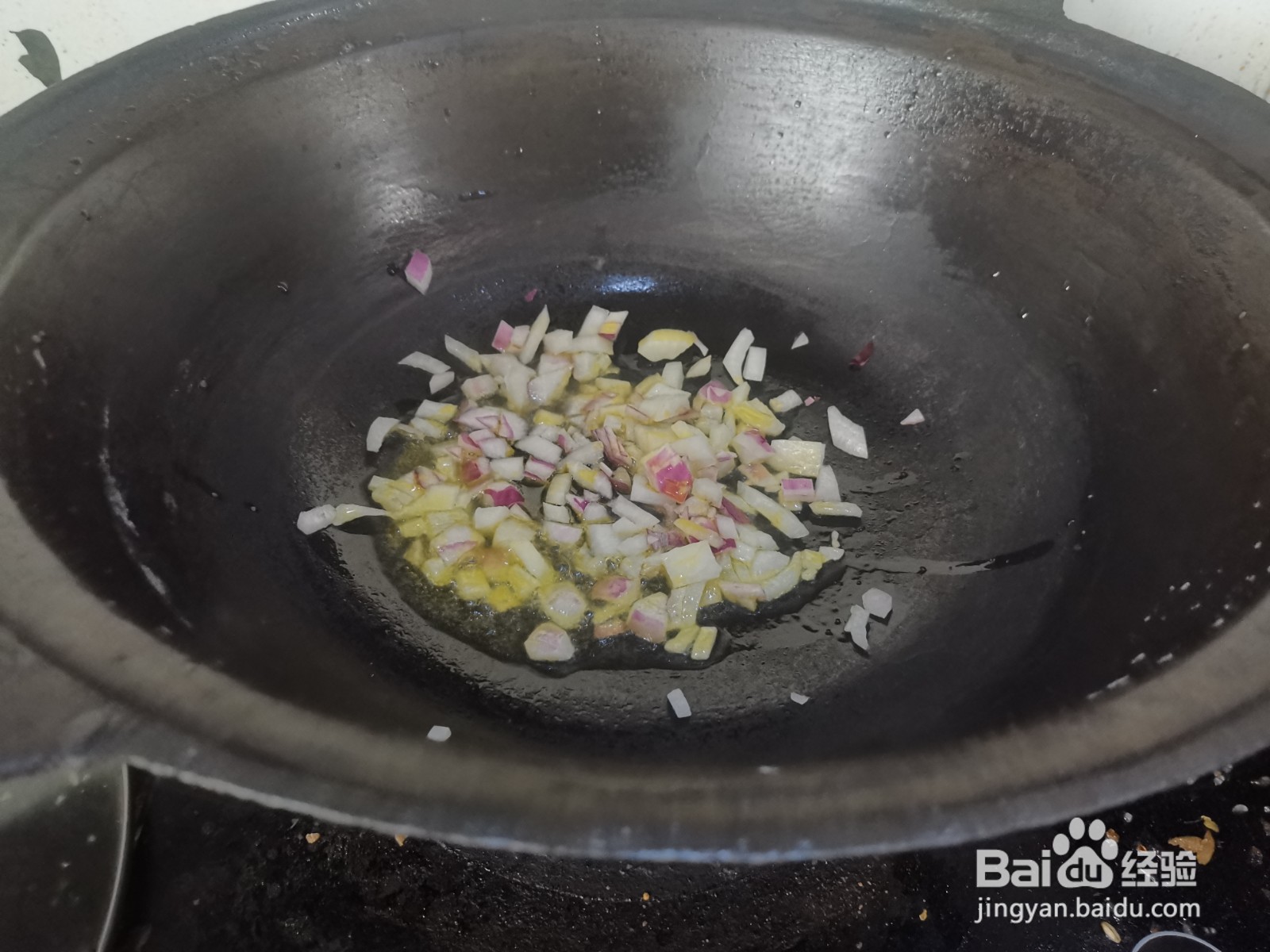 海虾炖酸菜的做法