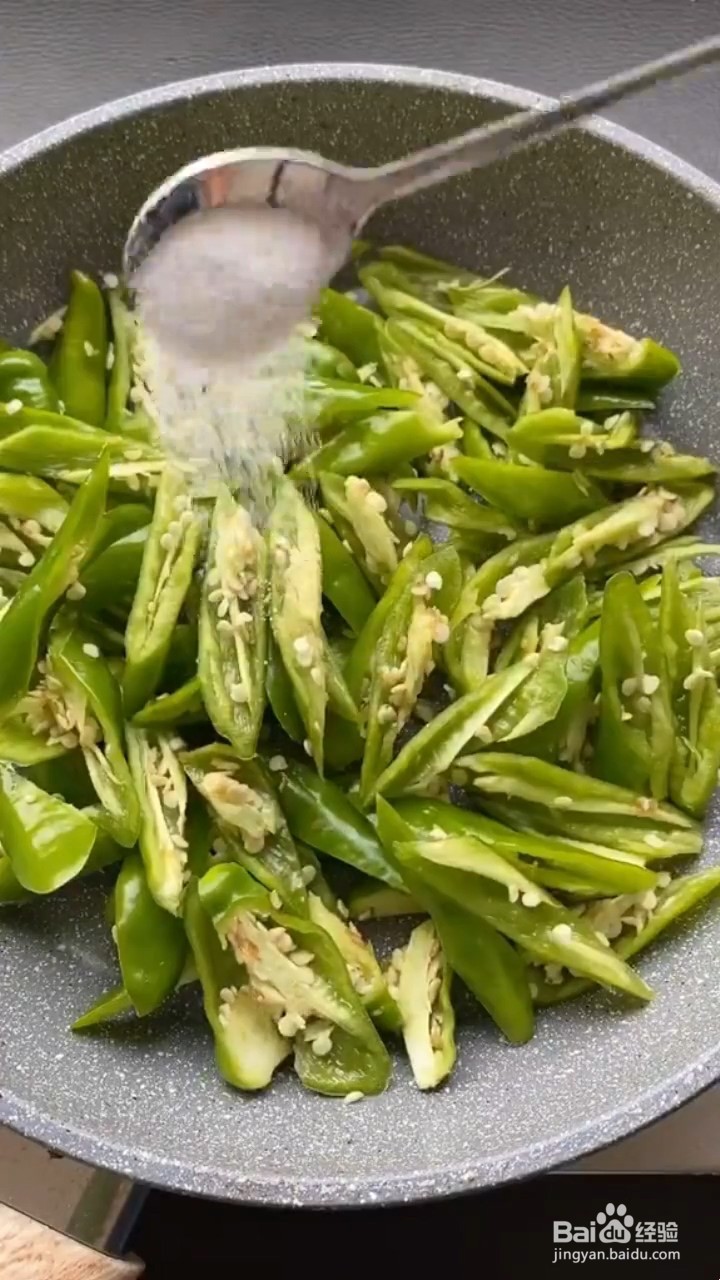如何制作辣椒炒肉