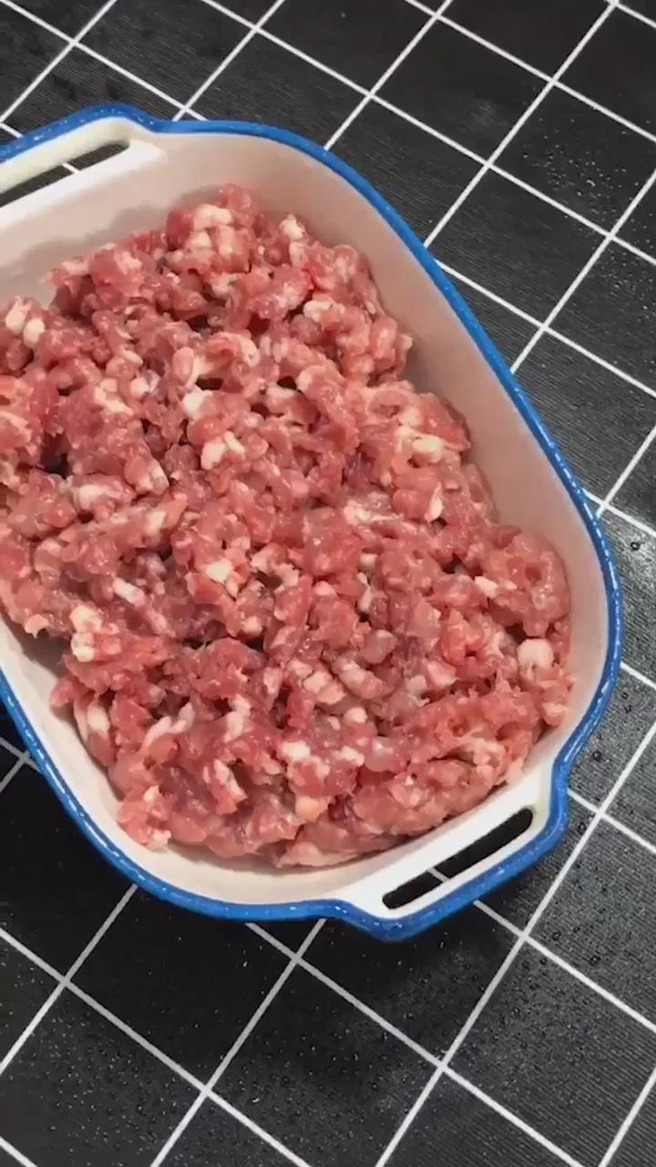 油炸猪肉卷怎么做？