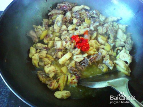 酸辣鸡肉炒芹菜