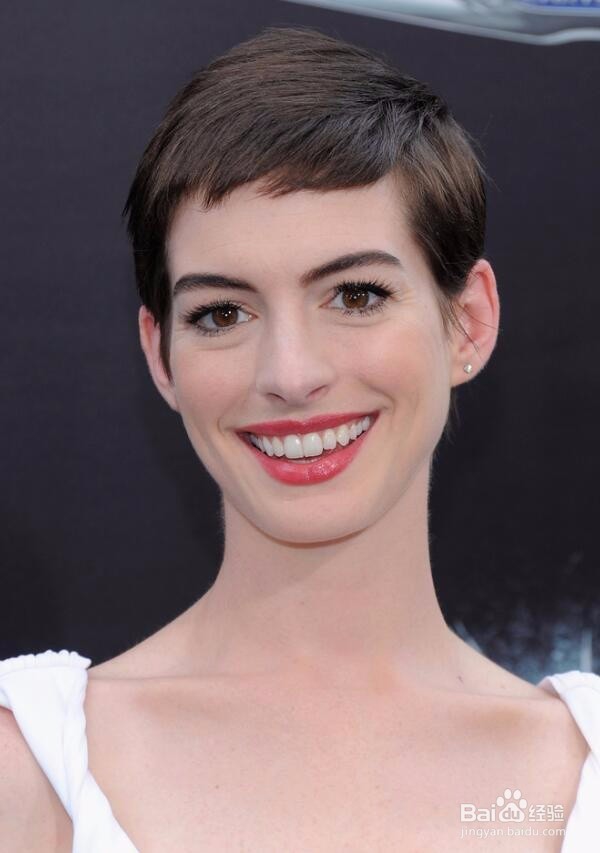 怎么选择短发样式更漂亮