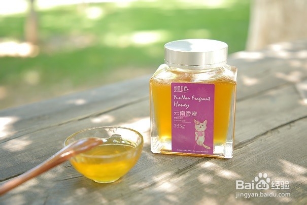 红霉素加蜂蜜的作用:红霉素蜂蜜能去雀斑?