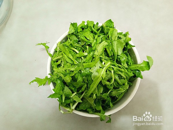 荠菜炒鸡蛋的做法