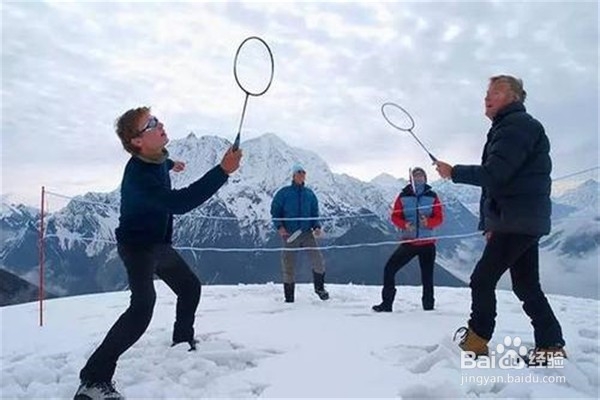 冬天打羽毛球的注意事项