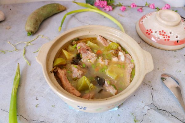 益气排骨萝卜汤