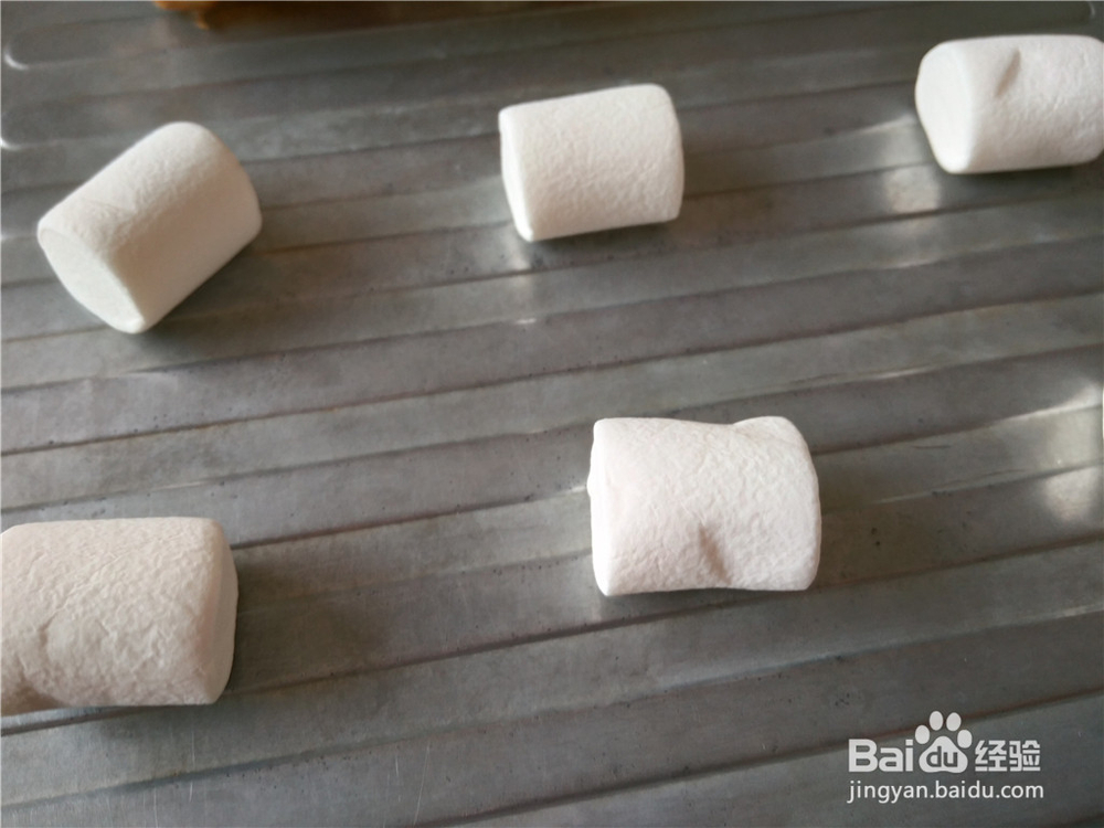 <b>烤棉花糖的做法</b>
