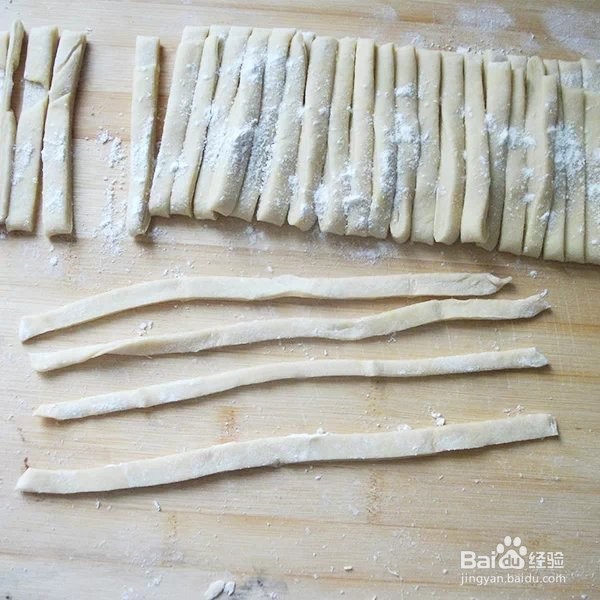 家常鸡蛋手擀面做法 早餐鸡蛋面营养美味蔬菜