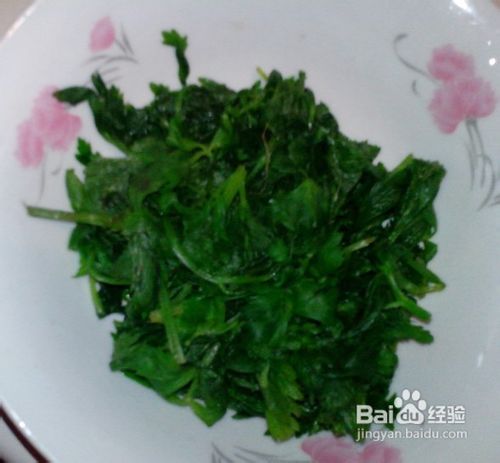 自己做萝卜干拌芹菜叶