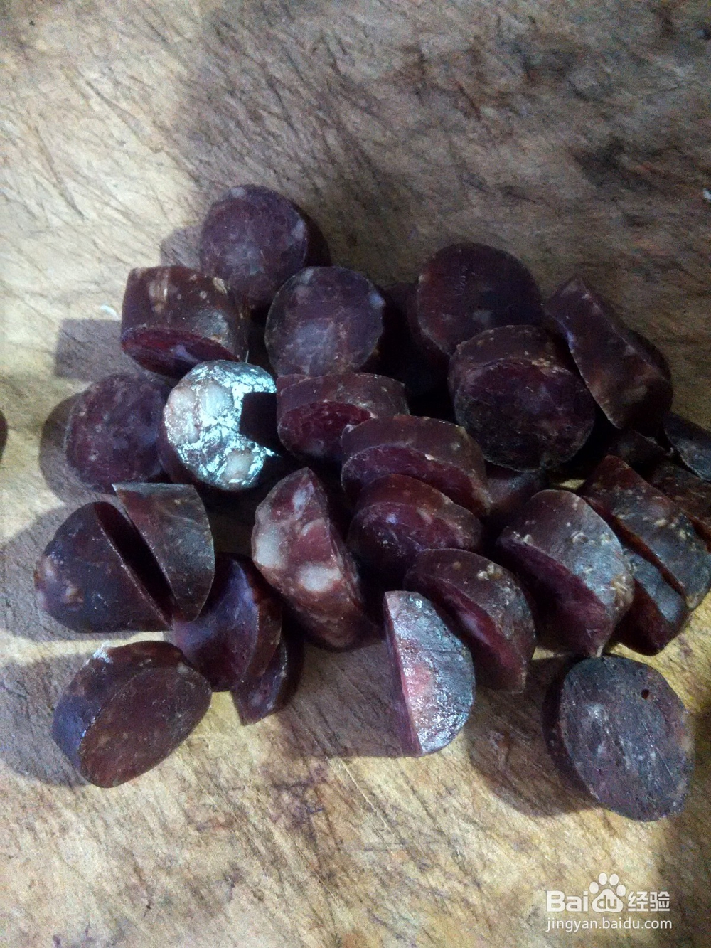 风干肠炒紫洋葱香菜