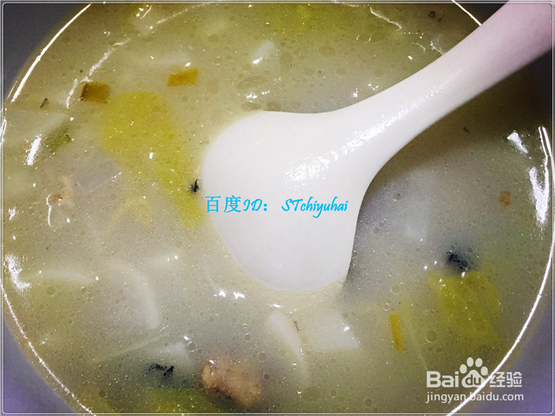 <b>#过年#年夜饭菜谱-萝卜鲫鱼汤</b>