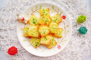 怎么做美味的蒜香面包片
