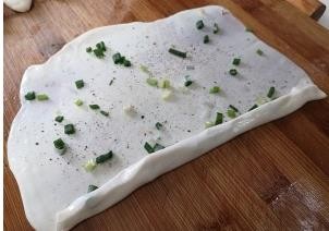 家常葱油饼的做法