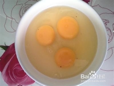 西葫芦炒鸡蛋的家常做法