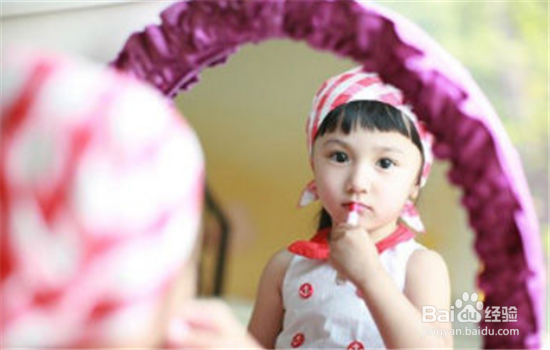 怎样正确对待孩子爱美
