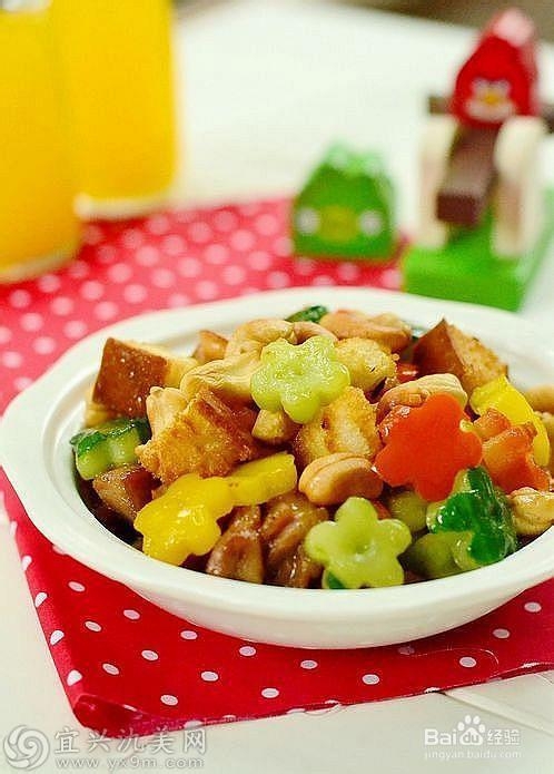 多彩面包鸡丁的做法