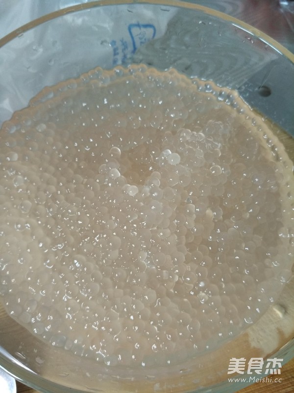 水果红豆西米露