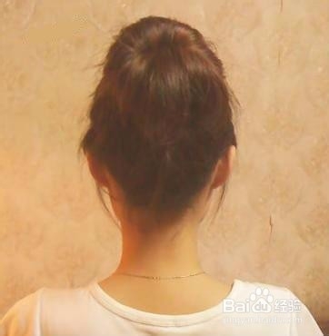 一分钟教你成熟优雅韩式大盘头