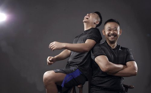 姜文姜武是异父同母,为啥都姓姜
