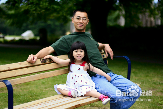 温哥华夜幕下的玫瑰园(组图)