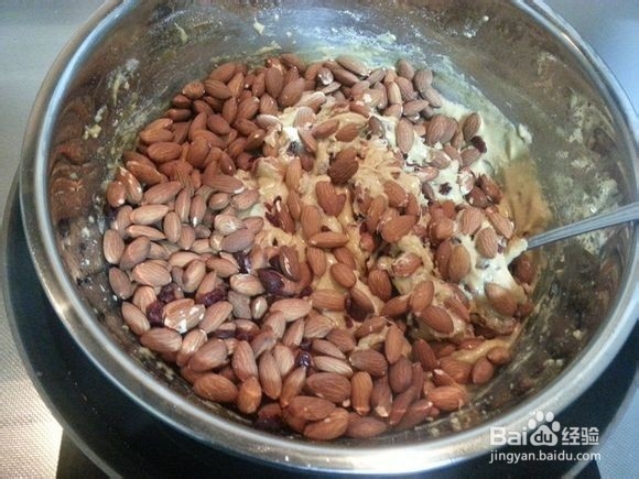 如何制作麦芽糖版杏仁蔓越莓牛轧糖