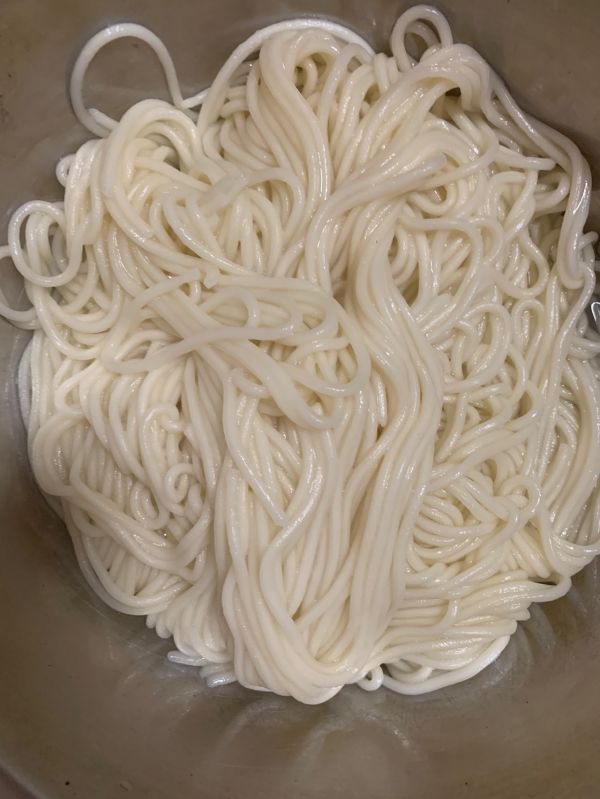 老干妈鸡蛋炒面