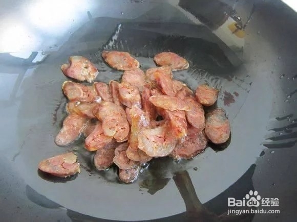 芹菜炒腊肠的烹饪