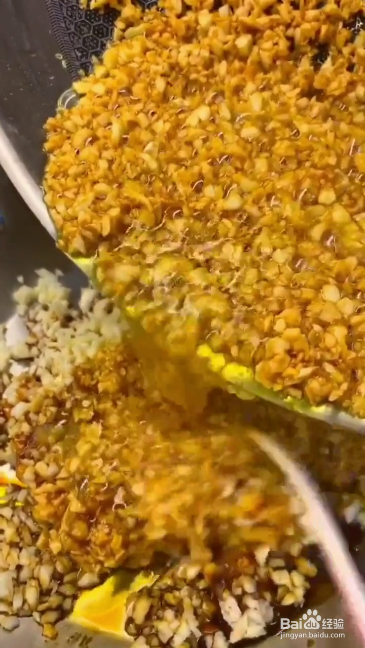 如何做出好吃的蒜香黄蚬子？