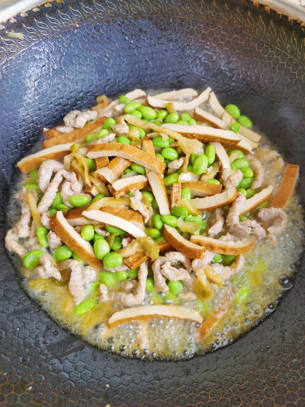 榨菜毛豆炒肉丝