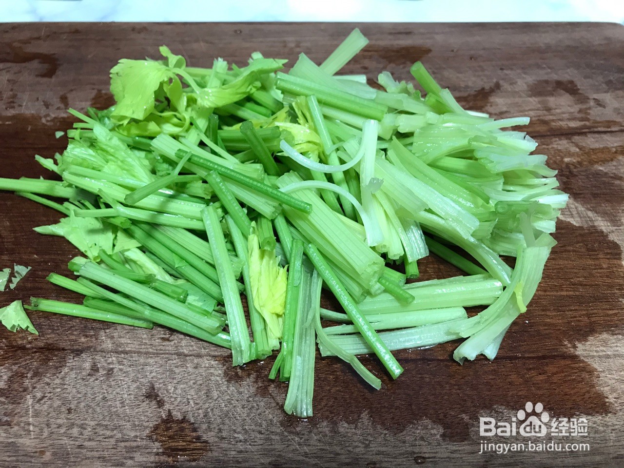 芹菜炒香干怎么做