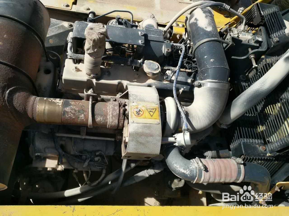 如何选购二手挖掘机_上海金品二手挖掘机