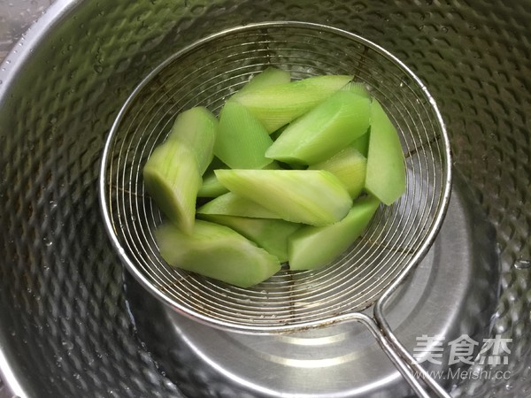 白灼芥蓝金针菇