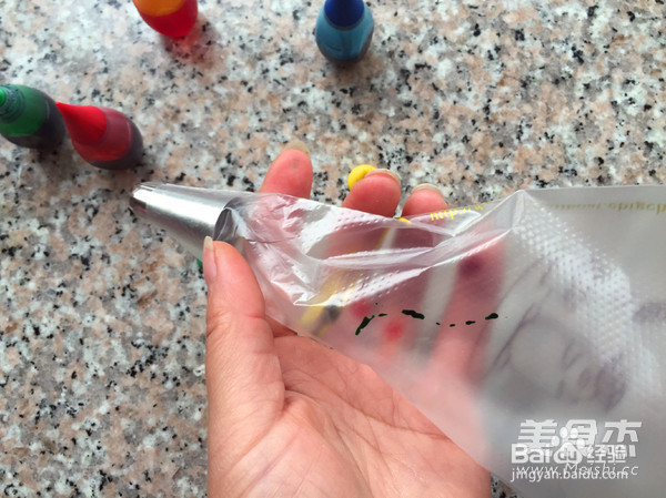 彩虹蛋白糖的做法