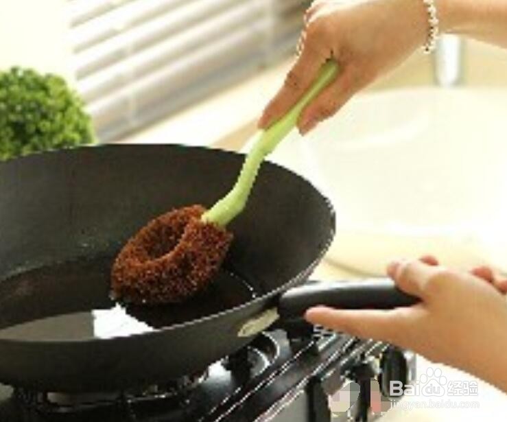 为什么使用不粘锅和电饭煲要用木铲什么原因