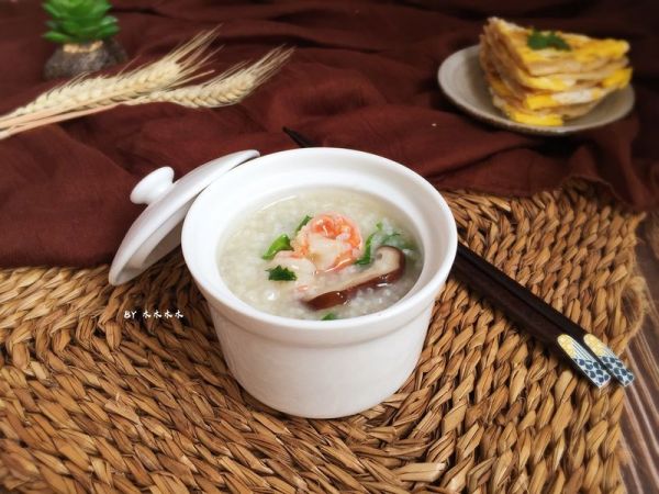 鲜虾瑶柱海鲜粥