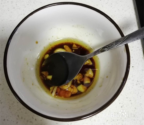 如何做出可口美味的空心菜？凉拌空心菜的做法