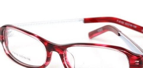 高度近视验配眼镜的技巧