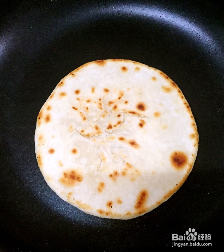 鸡蛋灌饼的做法