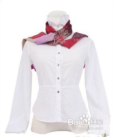 小方丝巾的系法及图解之内外结