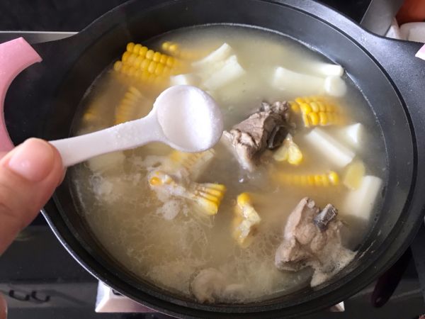 排骨玉米山药汤