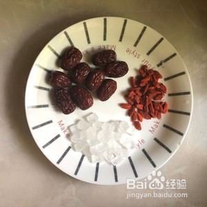 【夏食】银耳红枣莲子汤