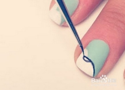 法式蝴蝶美甲DIY步骤