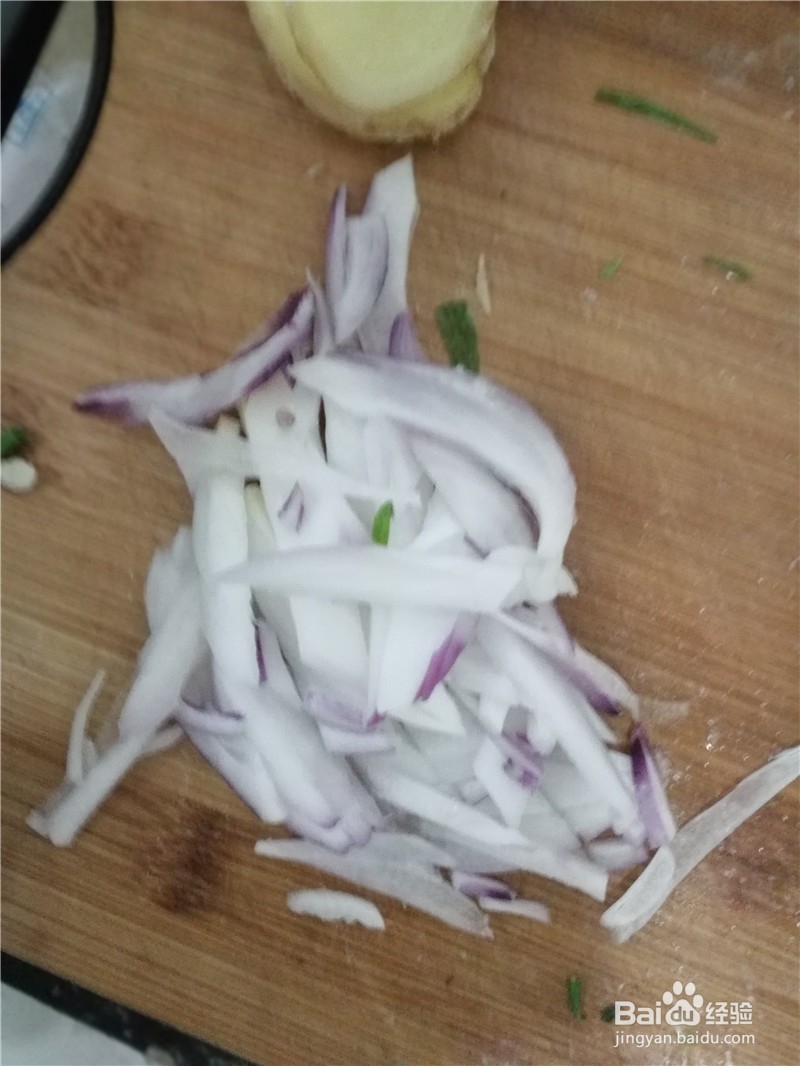 冷面炒洋葱鸡蛋