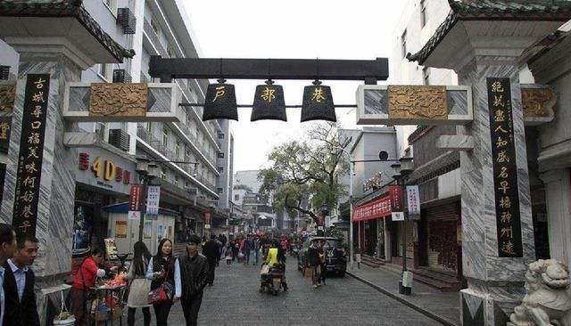 武汉小吃街在哪里