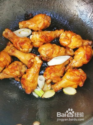 鸡翅根炖土豆的做法